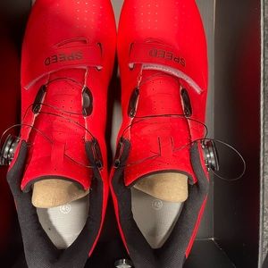 Peloton cleats, size 45